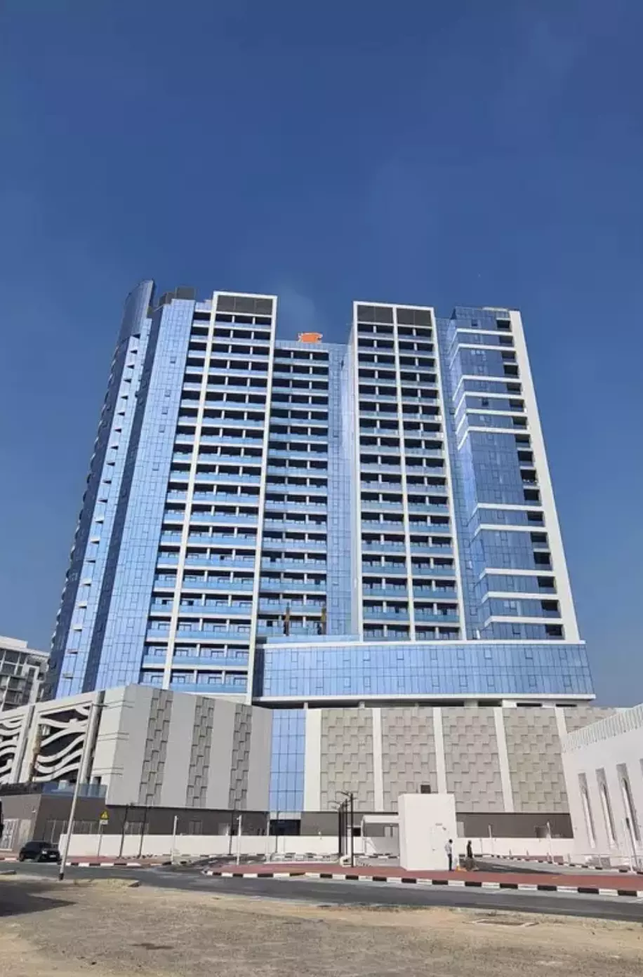 Blue Waves Tower by Tiger  Properties, Blue Waves Tower - photo 4 of 9