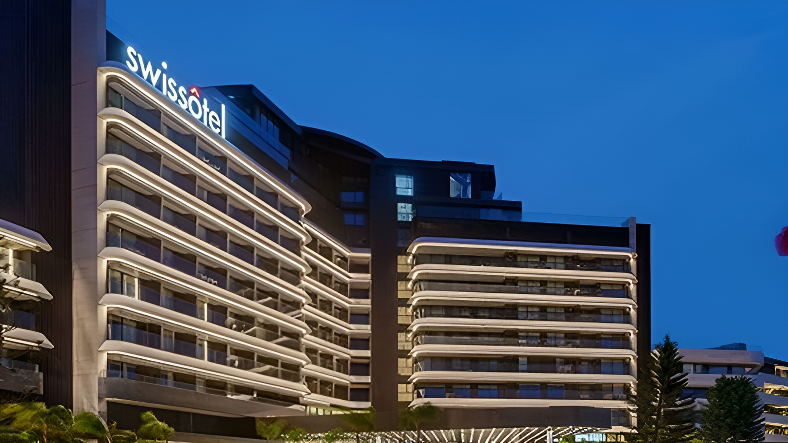 Swissotel Waterfront Residences 4