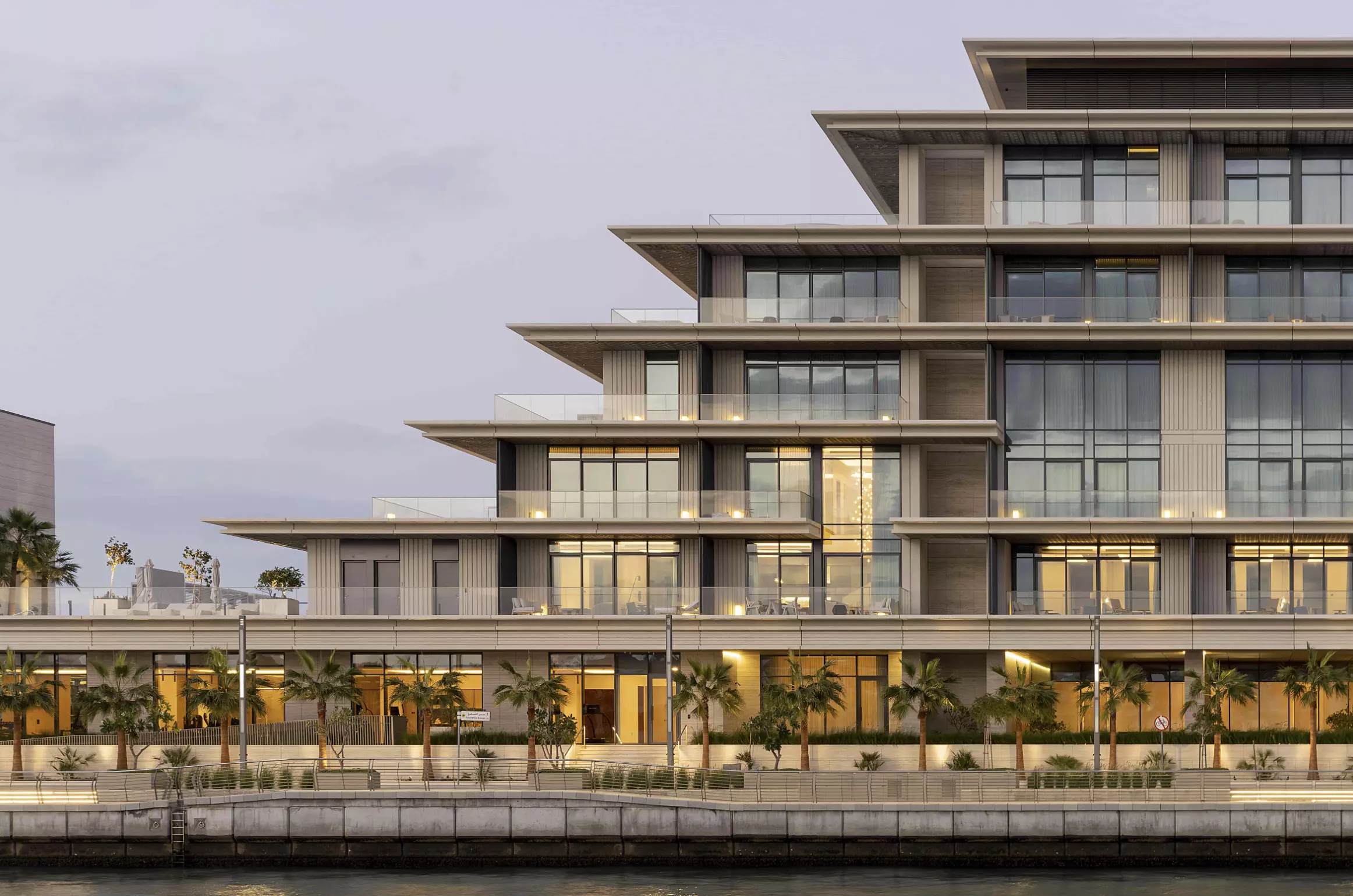 Four Seasons Private Residences - off-plan apartment/townhouse by H&H Development in Four Seasons Private Residences