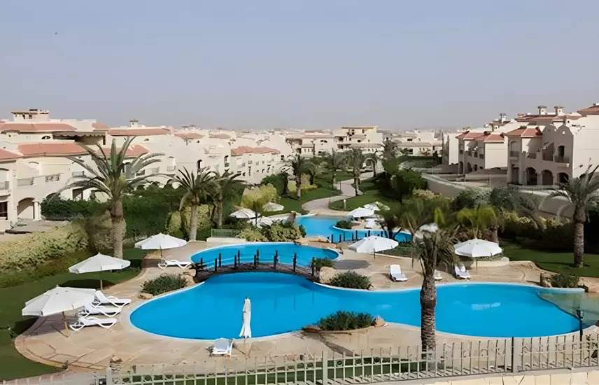 صورة لمشروع الباتيو 4 من تطوير لا فيستا للتطوير في القاهرة,مدينة الشروق - [1]